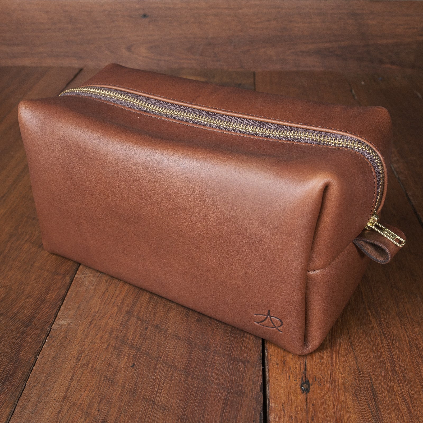 Leather Toiletries Bag - Golden Brown