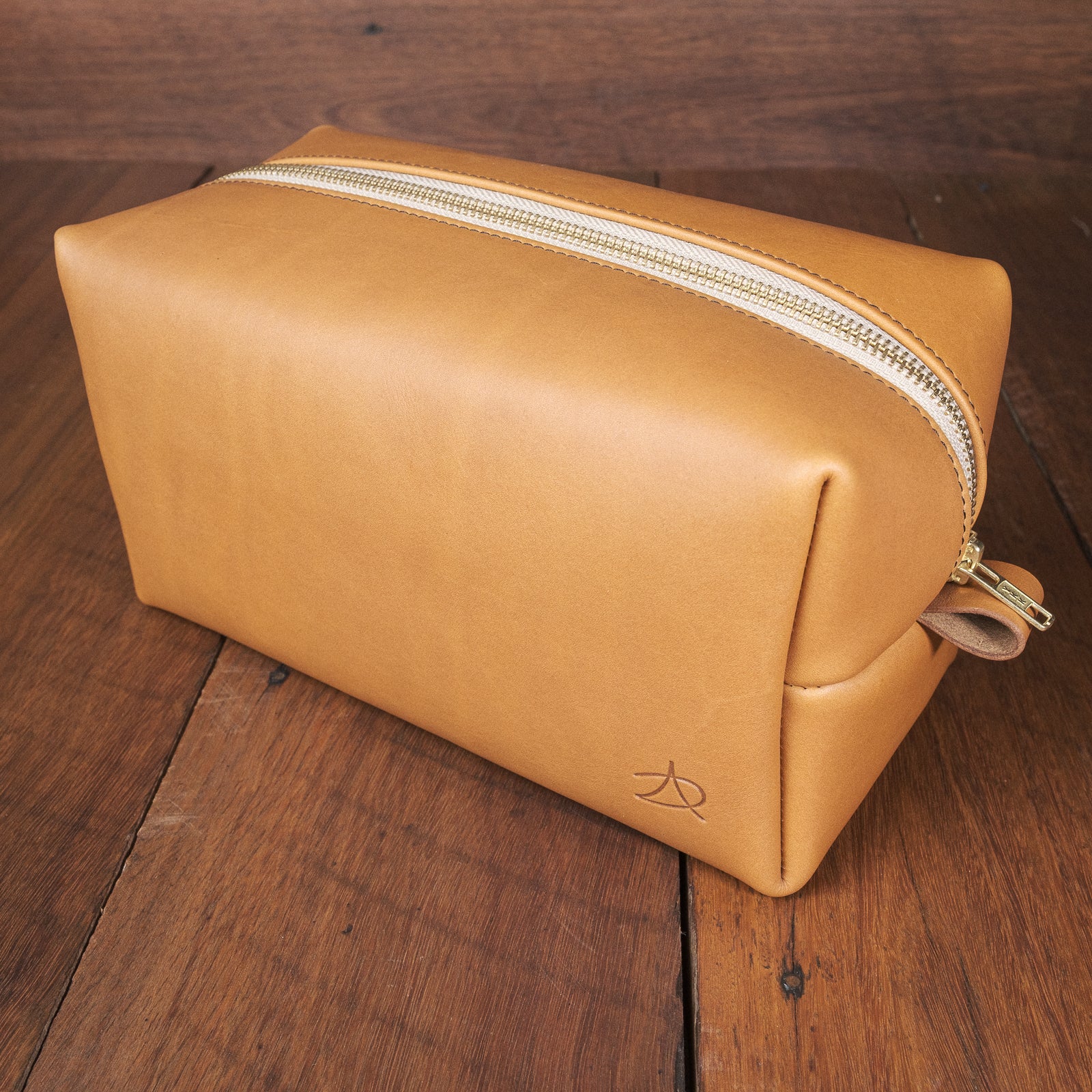 Leather Toiletries Bag - Amber