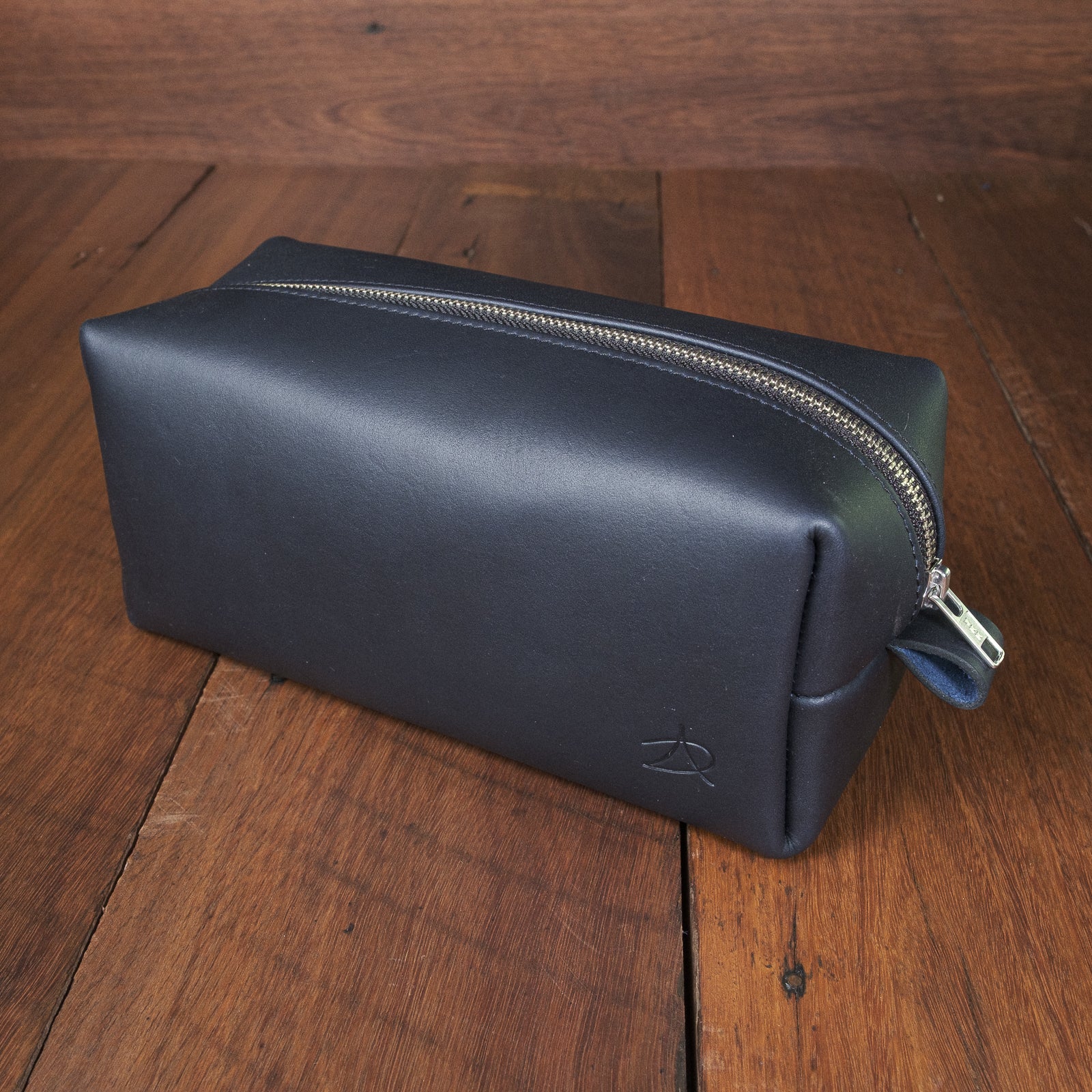 Leather Toiletries Bag - Navy